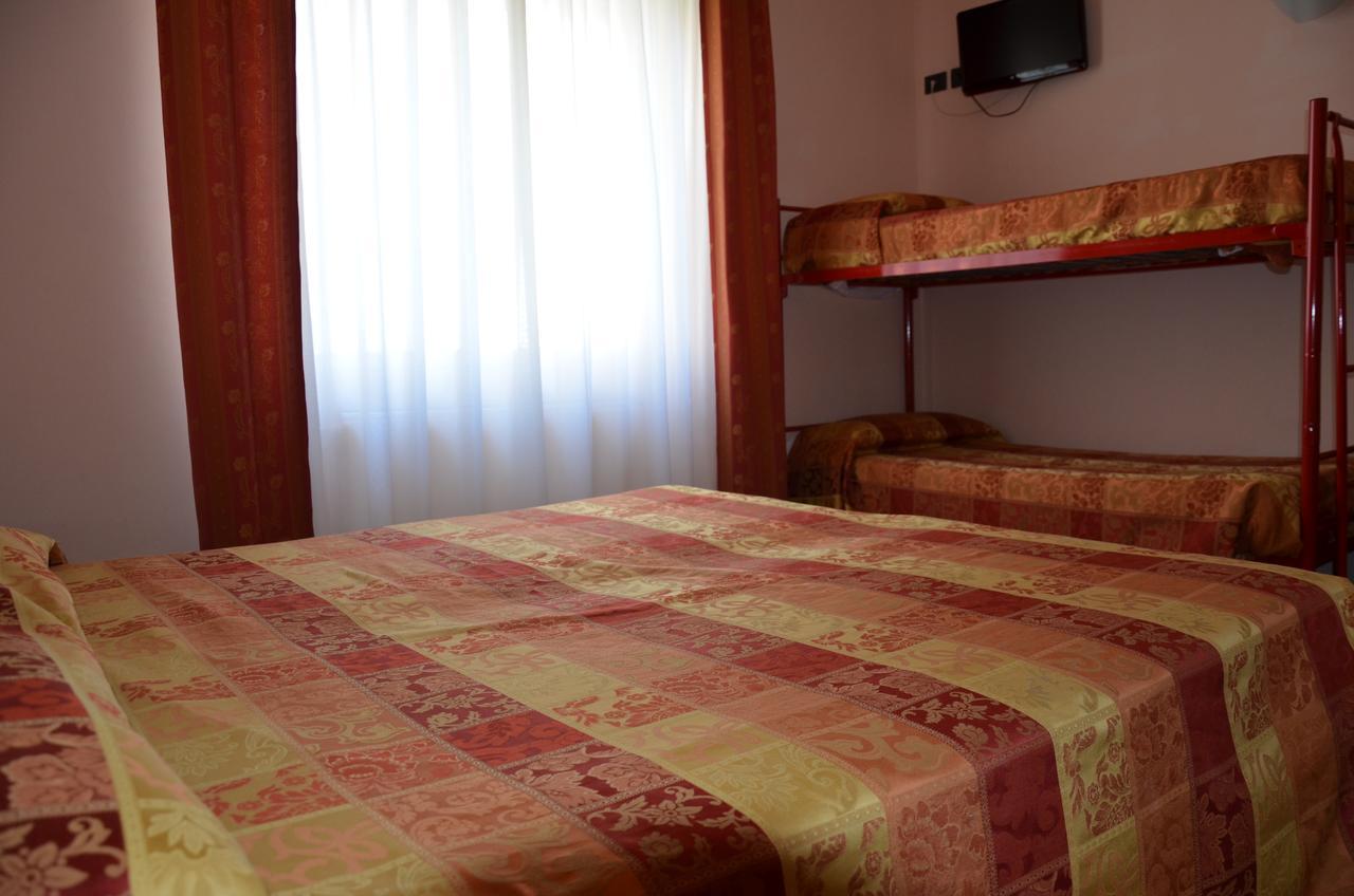 Hotel Lorenzo Celle Ligure Kültér fotó